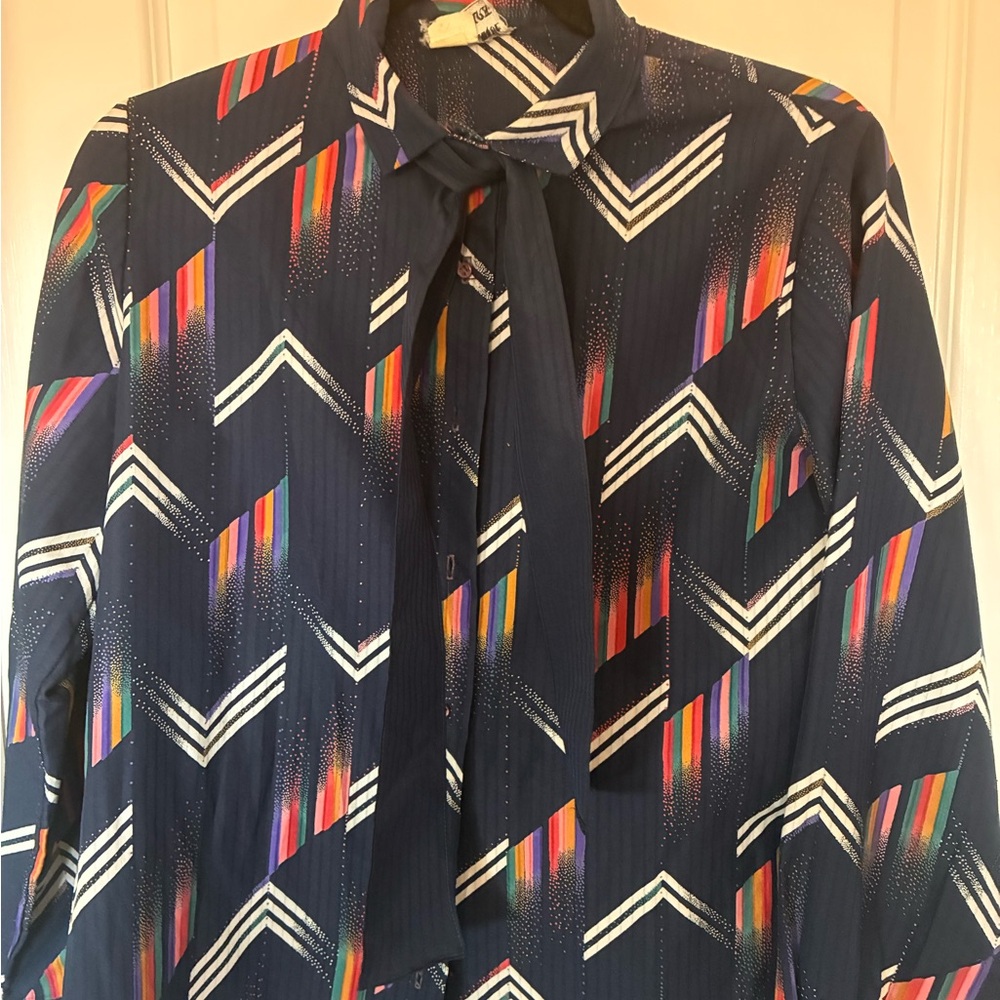 Tie-Neck Geometric Print blouse Navy with Multicolor Accents